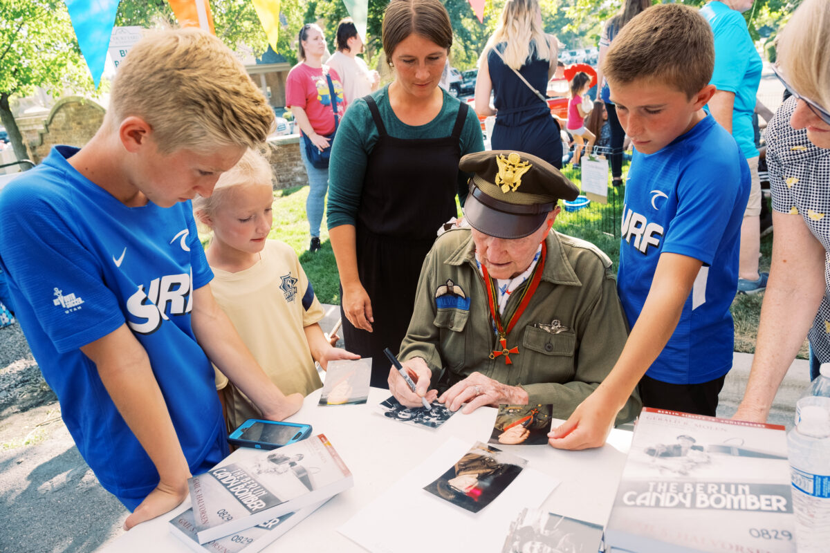 County airports to have tours, celebrate life of Candy Bomber News